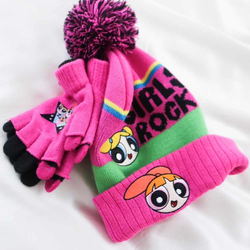 Brand new Y2K powerpuff girl hat and gloves💕